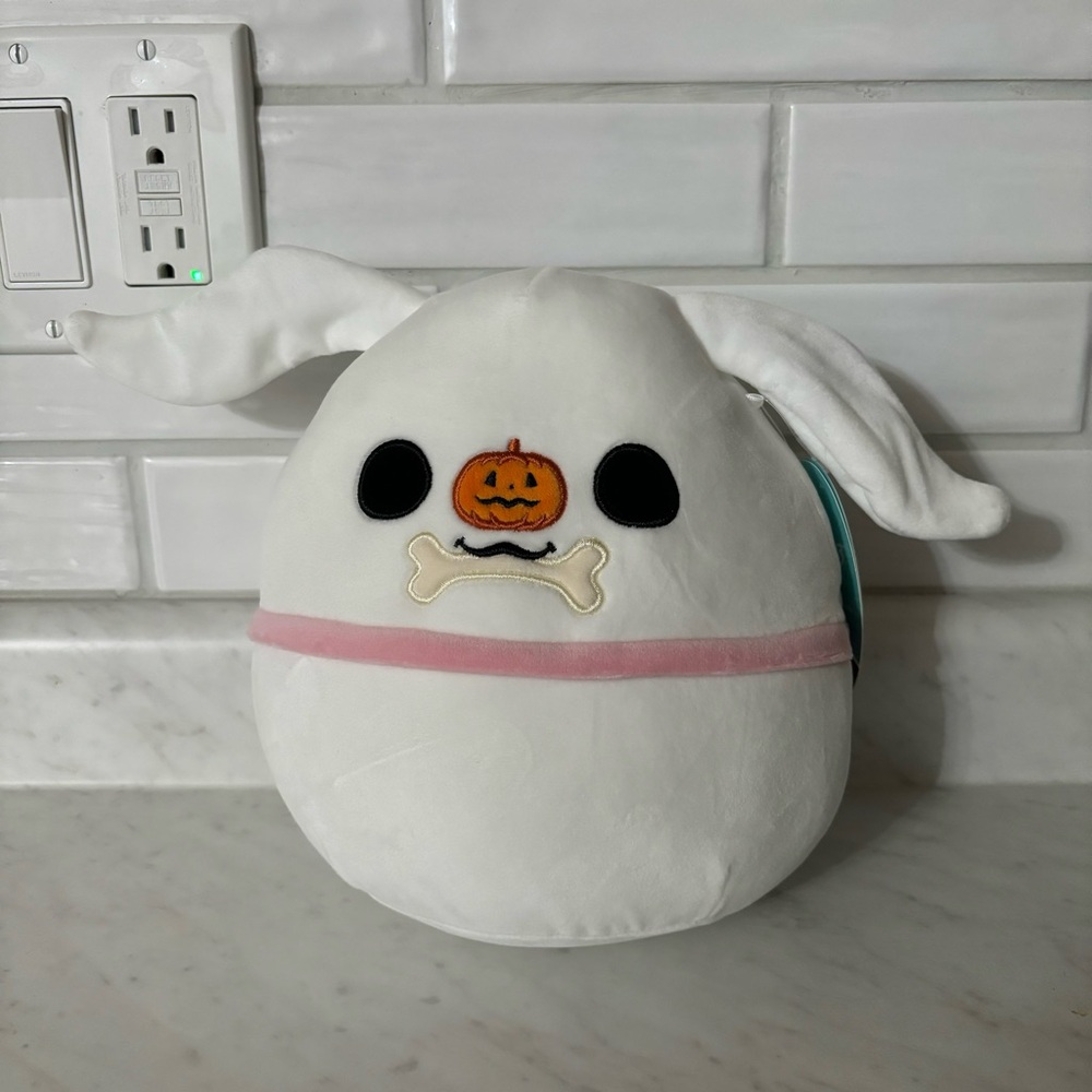 Zero the Ghost Dog Squishmallow